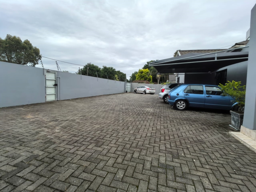 Commercial Property for Sale in Vincent Eastern Cape